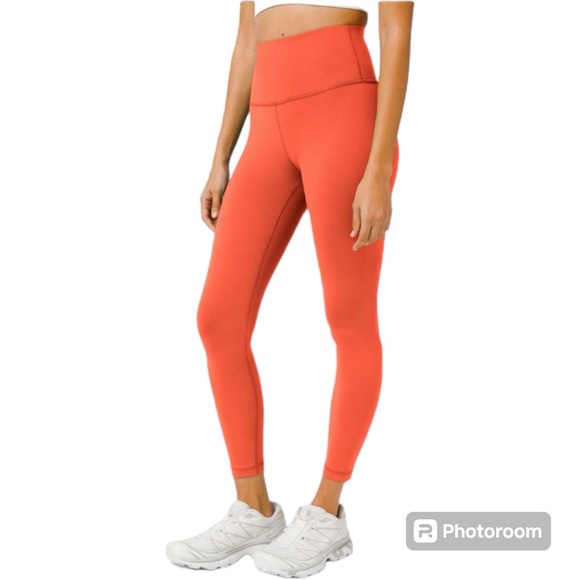 lululemon athletica Pants - Lululemon Wunder Train High-Rise Tight 25" in Brick Womens Size 4.